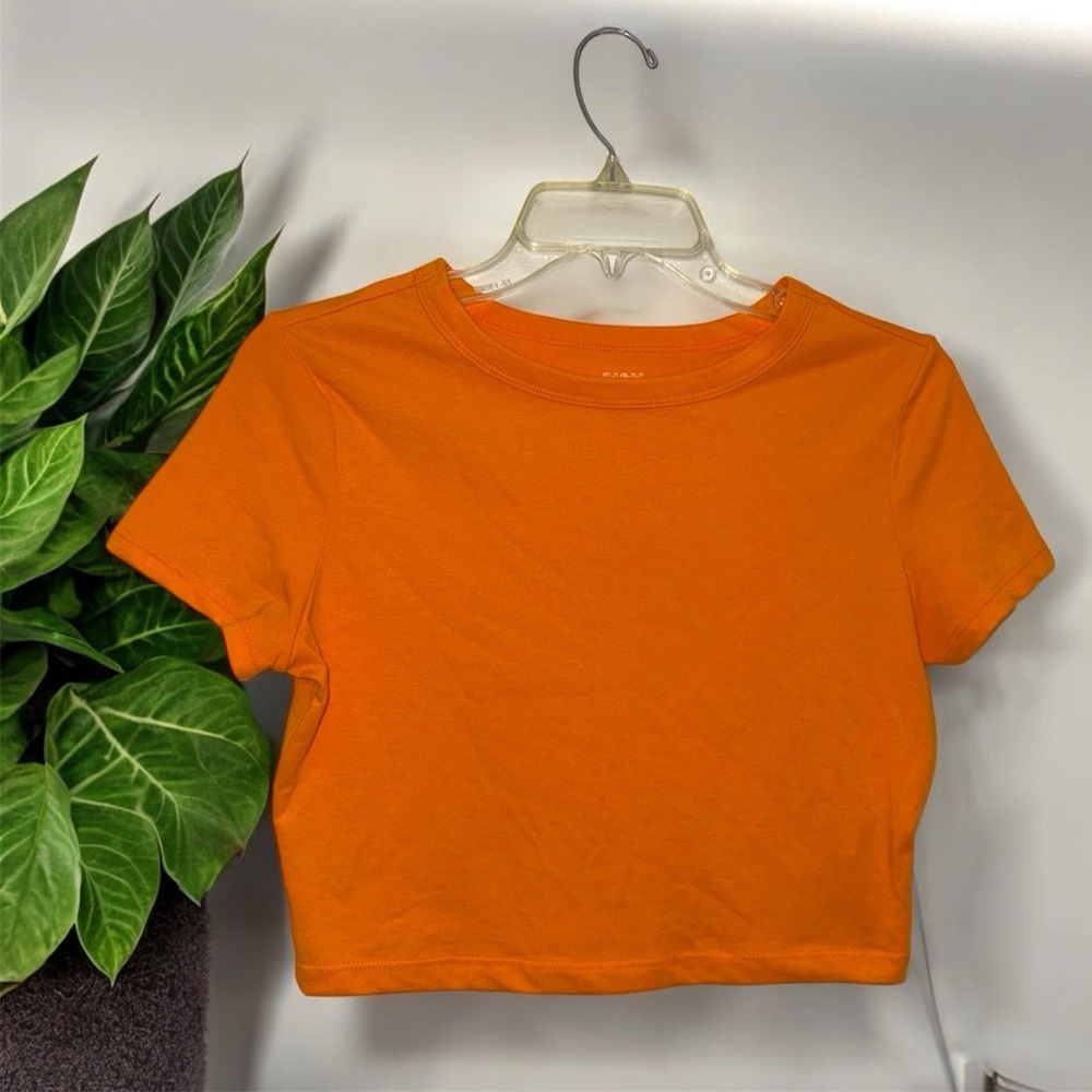 Wild Fable Vibrant Orange Crop Top size M